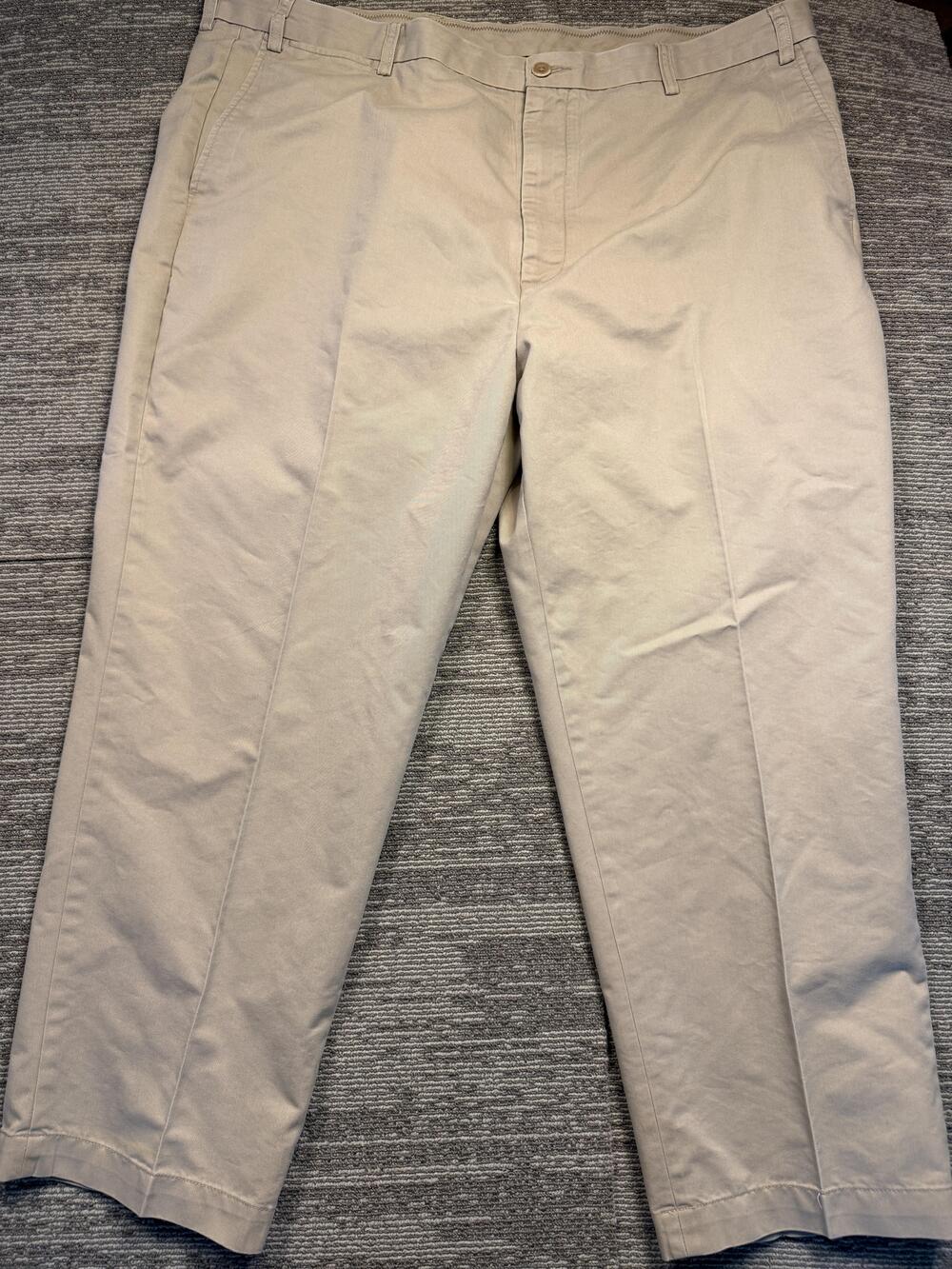 Roundtree & Yorke Pants Mens 46x29 Beige Chino Flat Front Relaxed Straight Leg